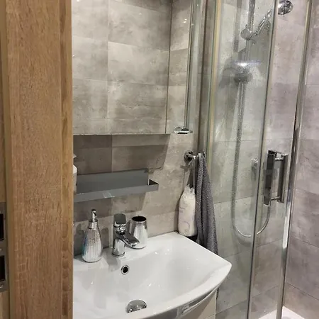 Apartament Ares Mieroszow Eksteriør bilde