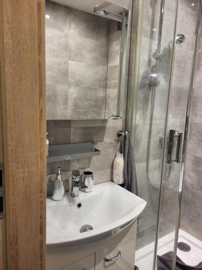 Ares Apartmán *